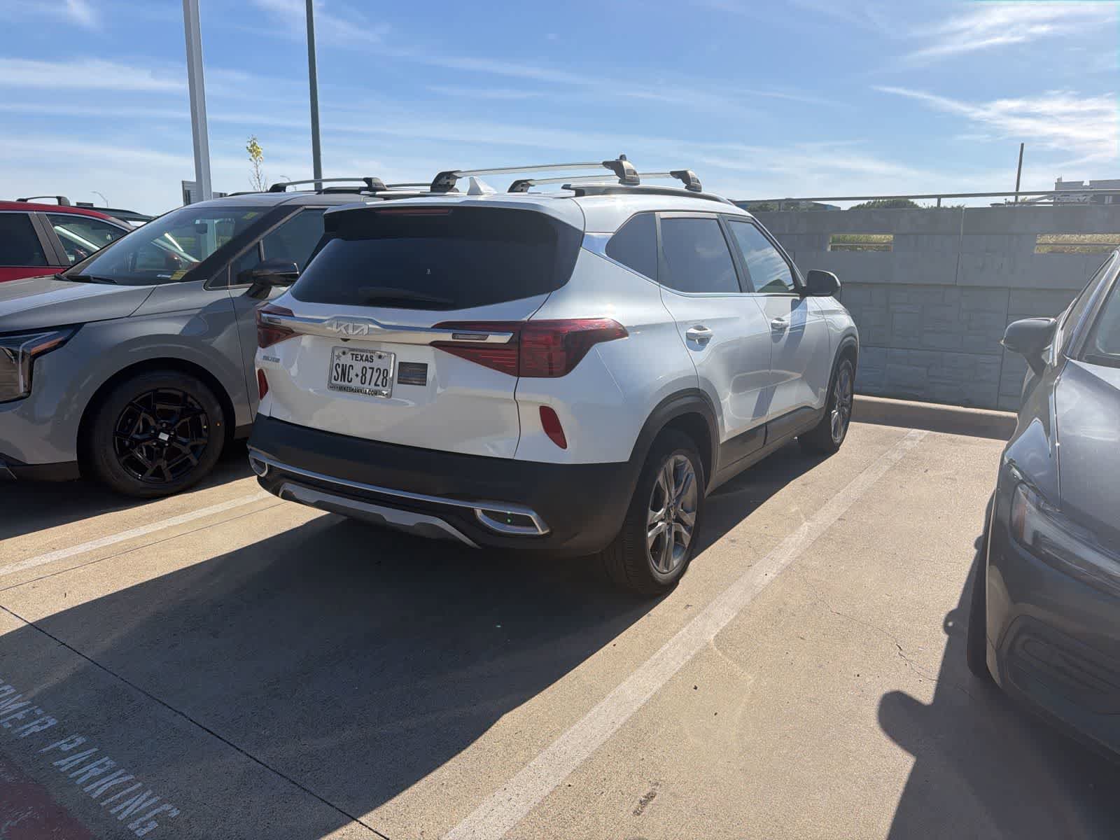Used 2023 Kia Seltos S FWD image 9