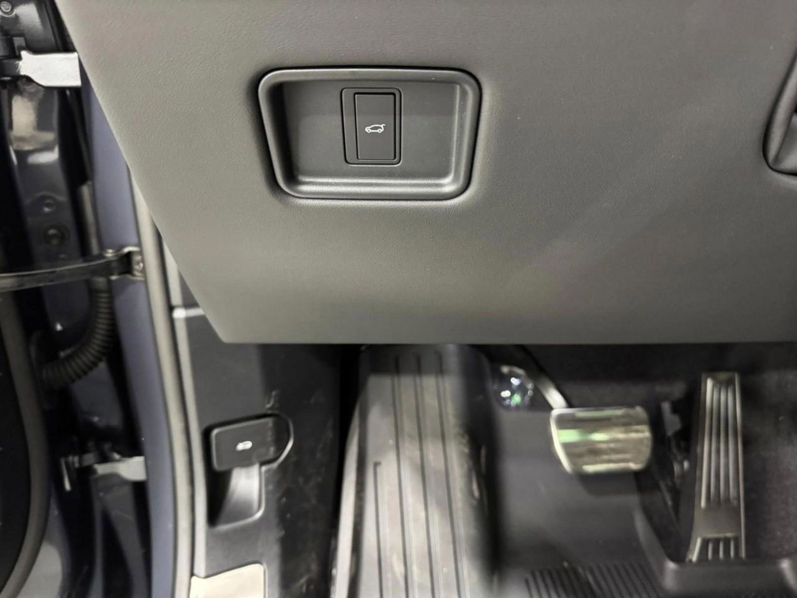 New 2026 Land Rover Range Rover Sport Dynamic SE image 29