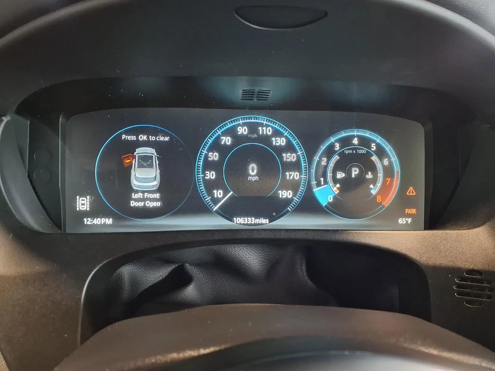 Used 2017 Jaguar F-PACE S image 25