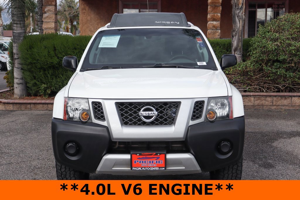 Used 2015 Nissan Xterra X image 3