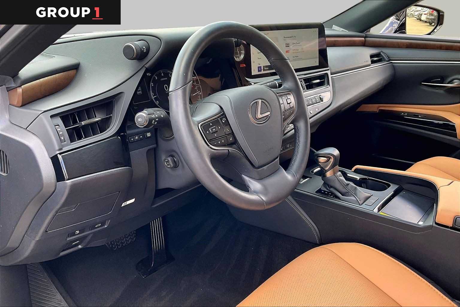 Used 2025 Lexus ES 350 w/ Premium Package FWD image 15