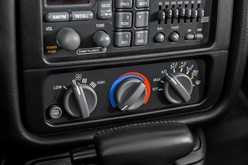 Used 2002 Pontiac Firebird Trans Am RWD image 26