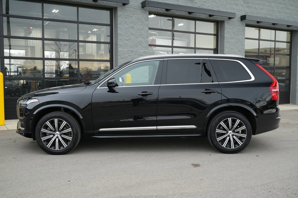 Used 2024 Volvo XC90 B6 Plus w/ Protection Package image 17