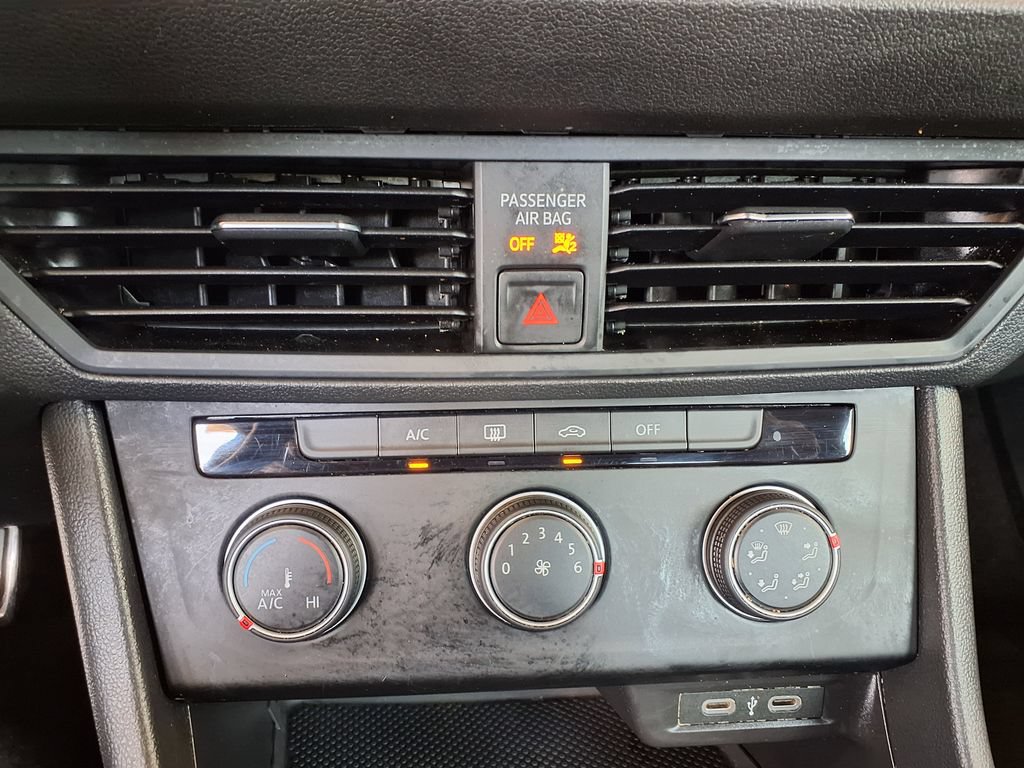 Used 2023 Volkswagen Jetta Sport FWD image 28