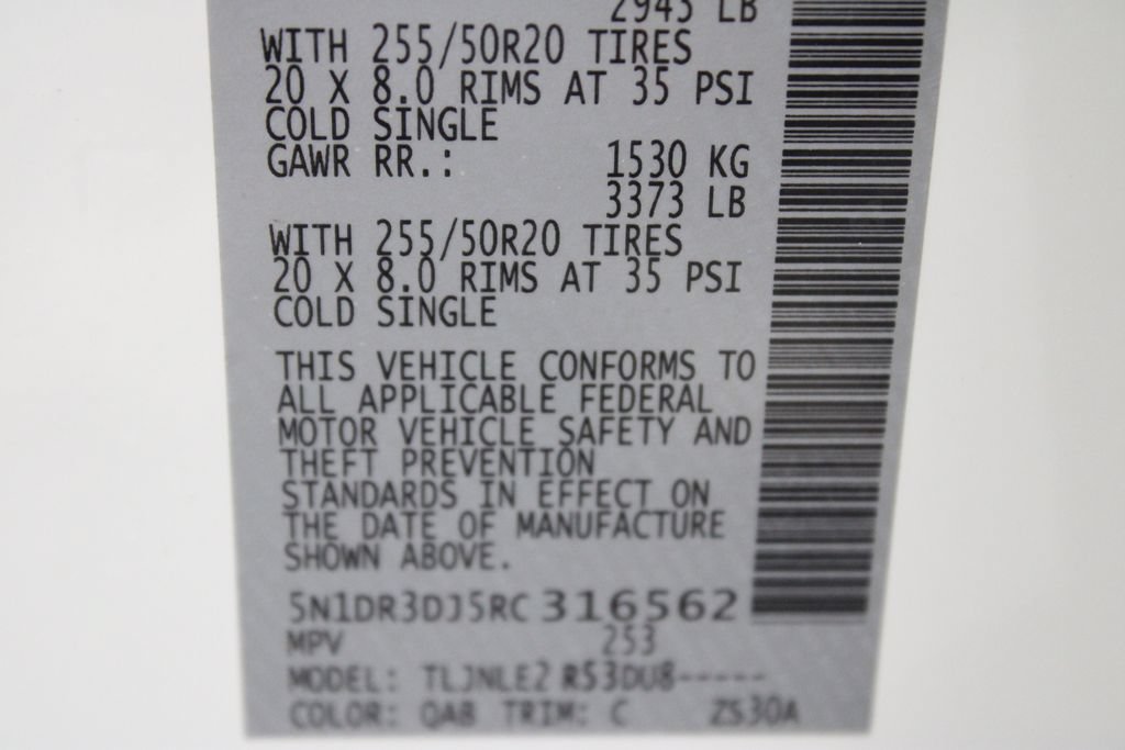 Used 2024 Nissan Pathfinder Platinum w/ Cargo Package AWD/4WD image 36