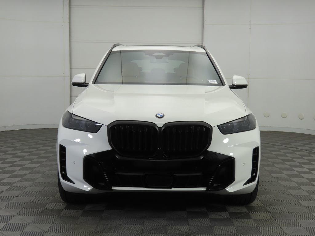 New 2026 BMW X5 sDrive40i w/ M Sport Package image 2
