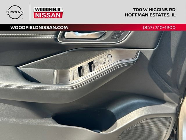 Certified 2026 Nissan Rogue Platinum w/ Platinum Premium Package AWD/4WD image 19