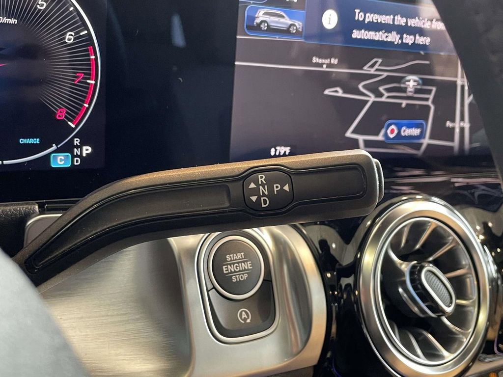 Used 2024 Mercedes-Benz GLB 250 4MATIC image 40