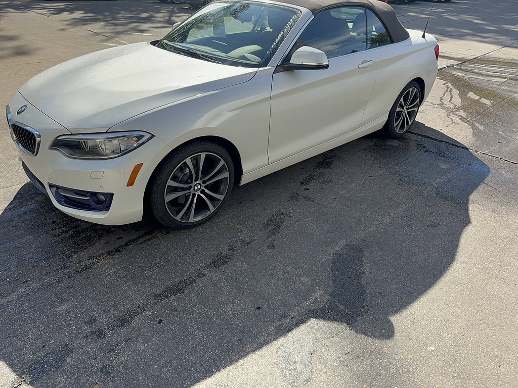 Used 2017 BMW 230i xDrive Convertible AWD/4WD image 2