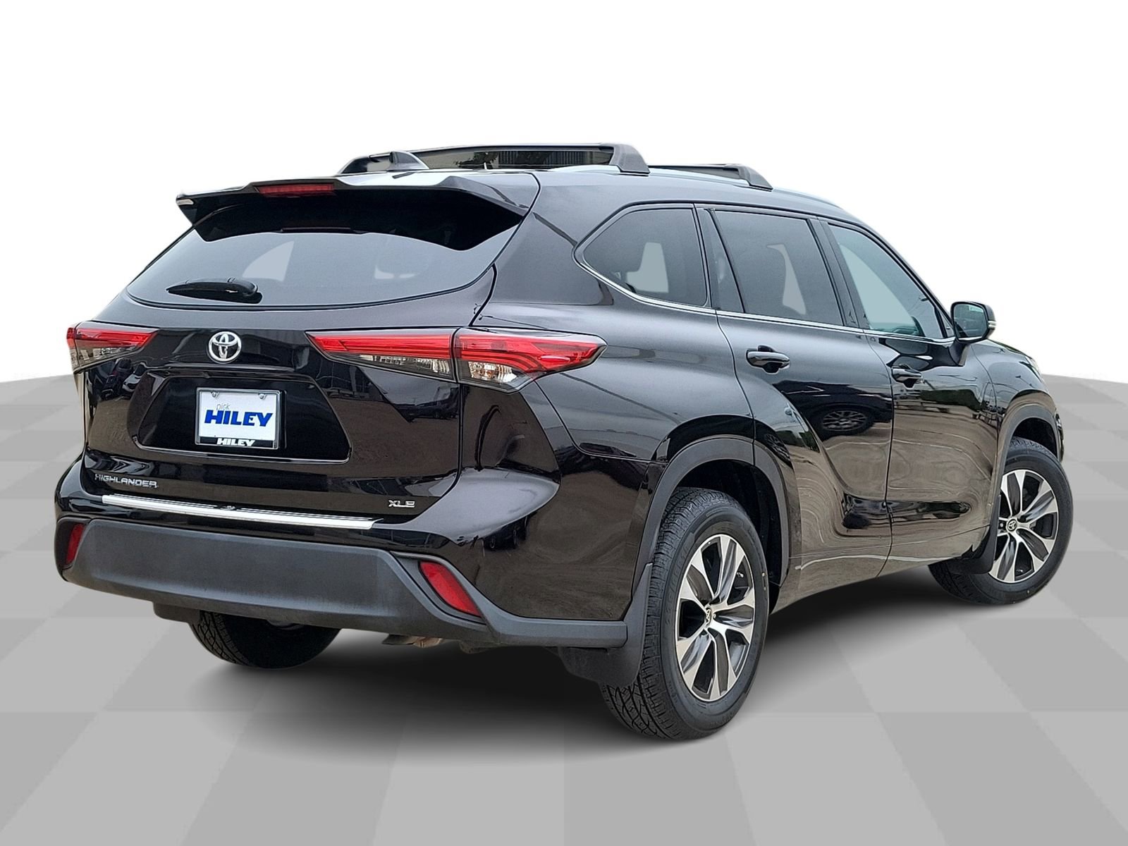 Used 2022 Toyota Highlander XLE FWD image 8