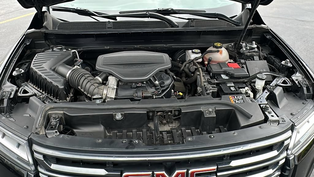 Used 2022 GMC Acadia AT4 w/ Trailering Package AWD/4WD image 33