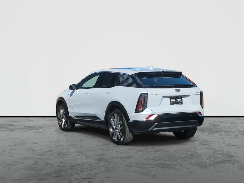 New 2026 Cadillac Optiq Luxury 1 RWD image 6