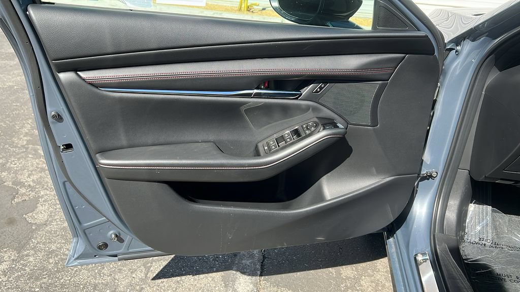 New 2025 MAZDA MAZDA3 Carbon AWD/4WD image 18