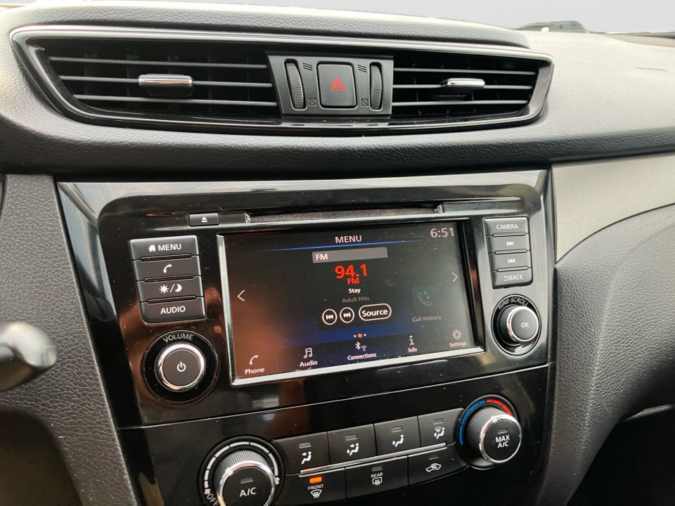 Used 2019 Nissan Rogue Sport S AWD/4WD image 21