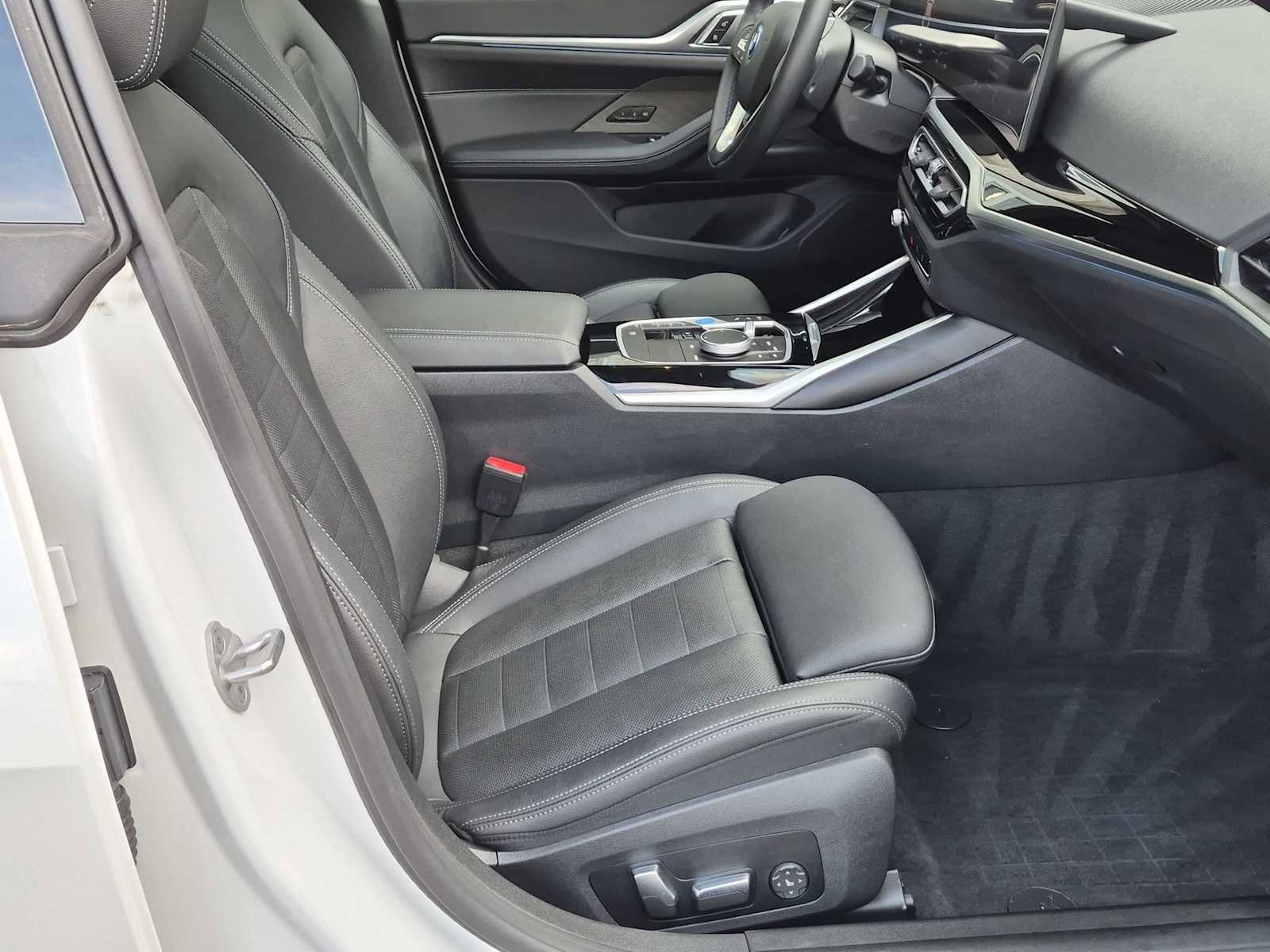 Used 2023 BMW i4 eDrive35 RWD image 24