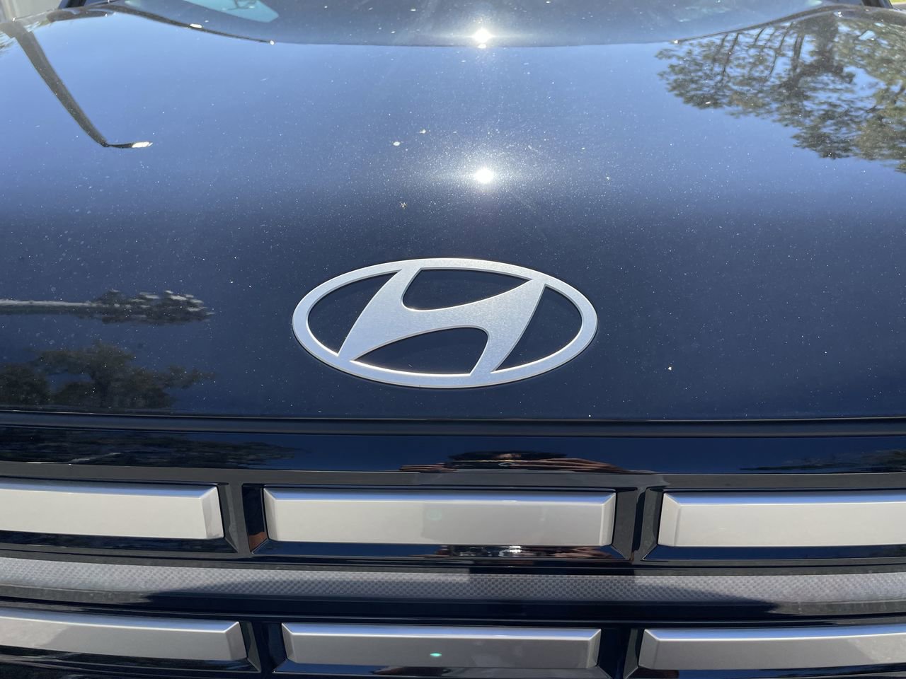 New 2026 Hyundai Santa Fe SE image 23
