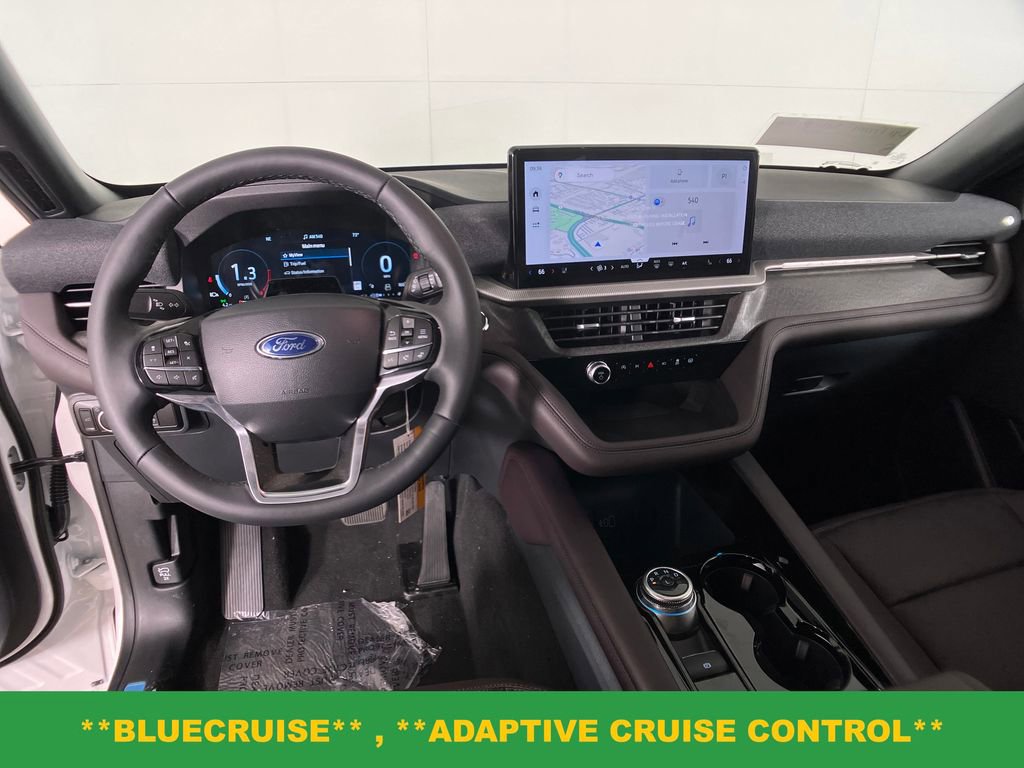 New 2026 Ford Explorer Platinum image 8
