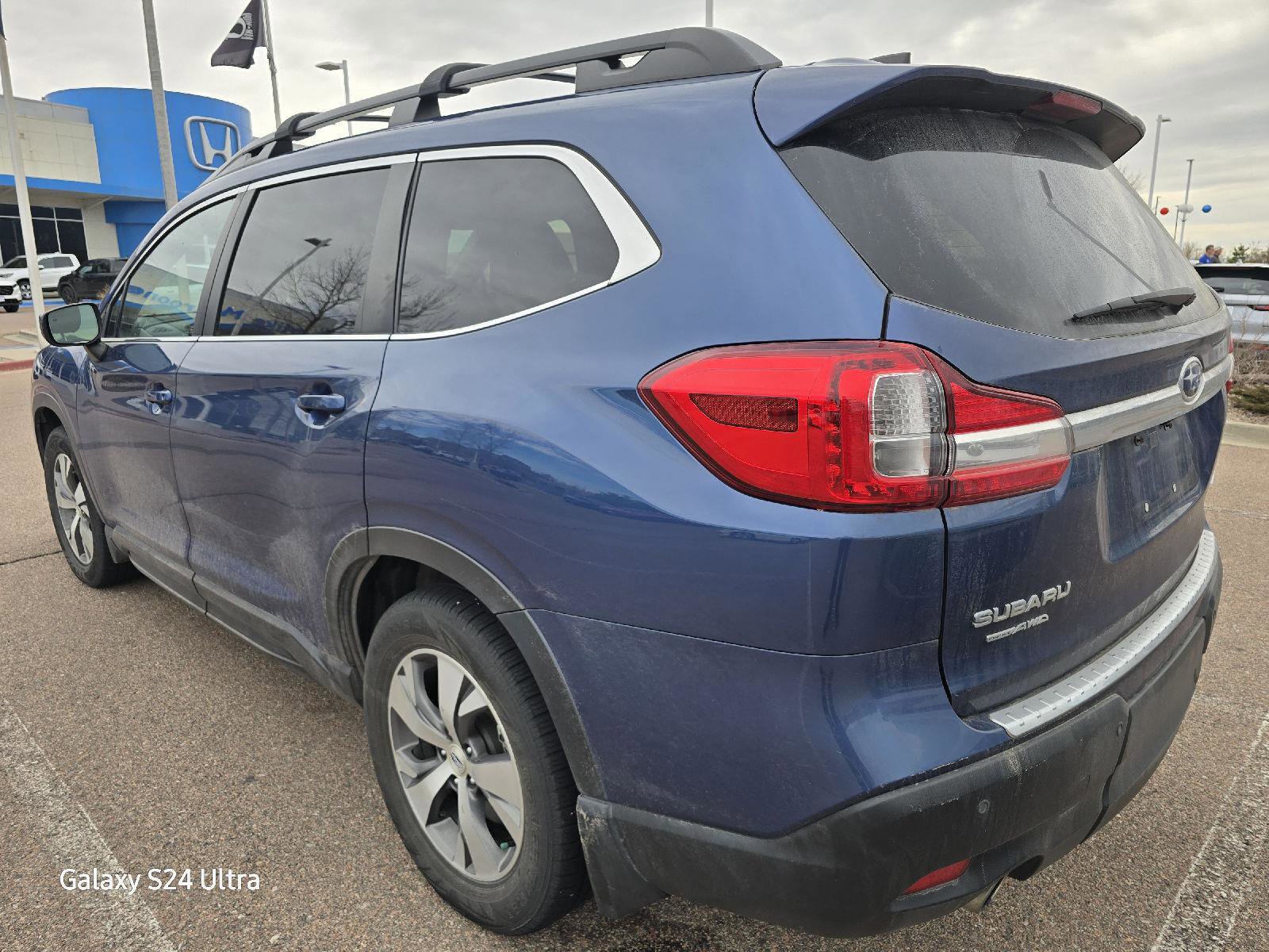 Used 2021 Subaru Ascent Premium w/ Convenience Package image 8