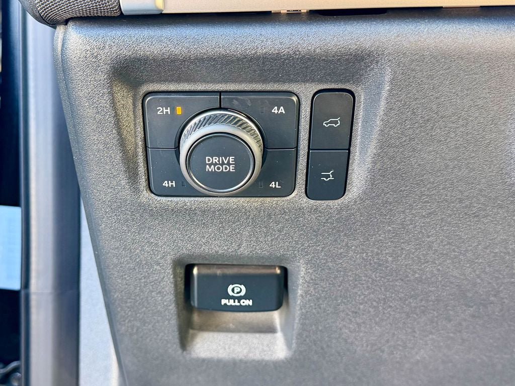 Certified 2025 Ford Expedition Max Active AWD/4WD image 11