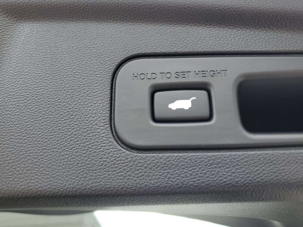 Certified 2023 Acura MDX FWD w/ Technology Package image 15