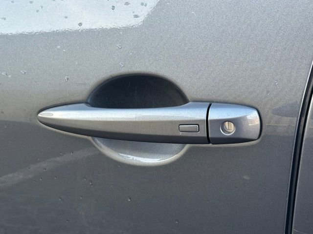 Used 2021 Nissan Rogue SV AWD/4WD image 13