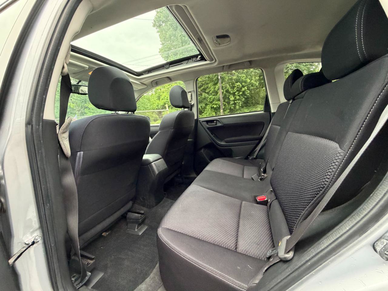 Used 2015 Subaru Forester 2.5i Premium w/ Popular Package #1 AWD/4WD image 31