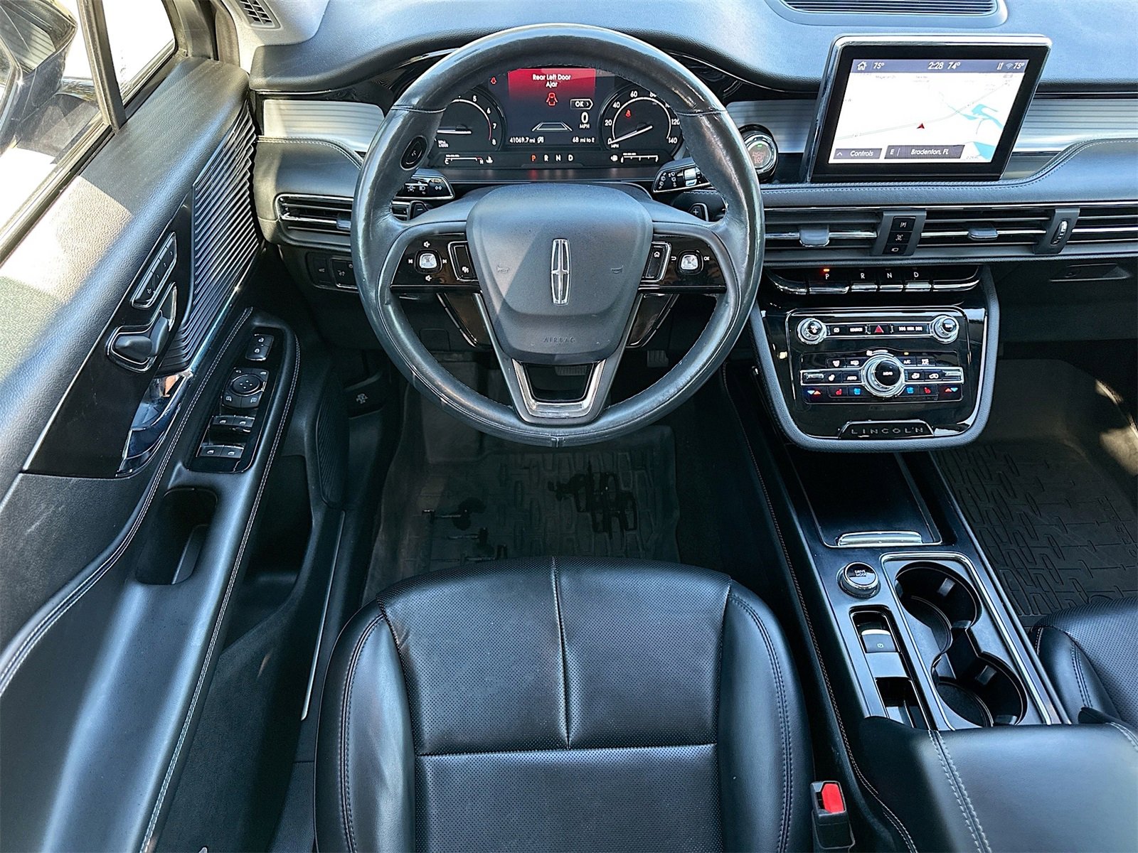 Used 2021 Lincoln Corsair Standard image 22