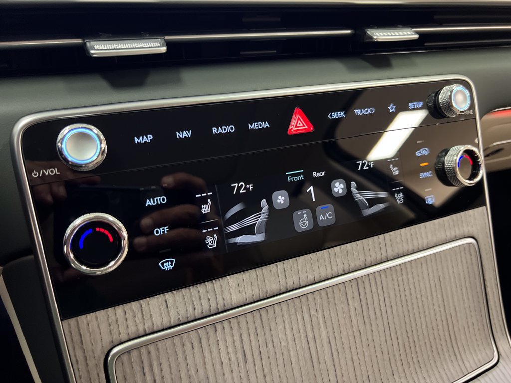New 2027 Genesis GV80 2.5T Advanced AWD/4WD image 18