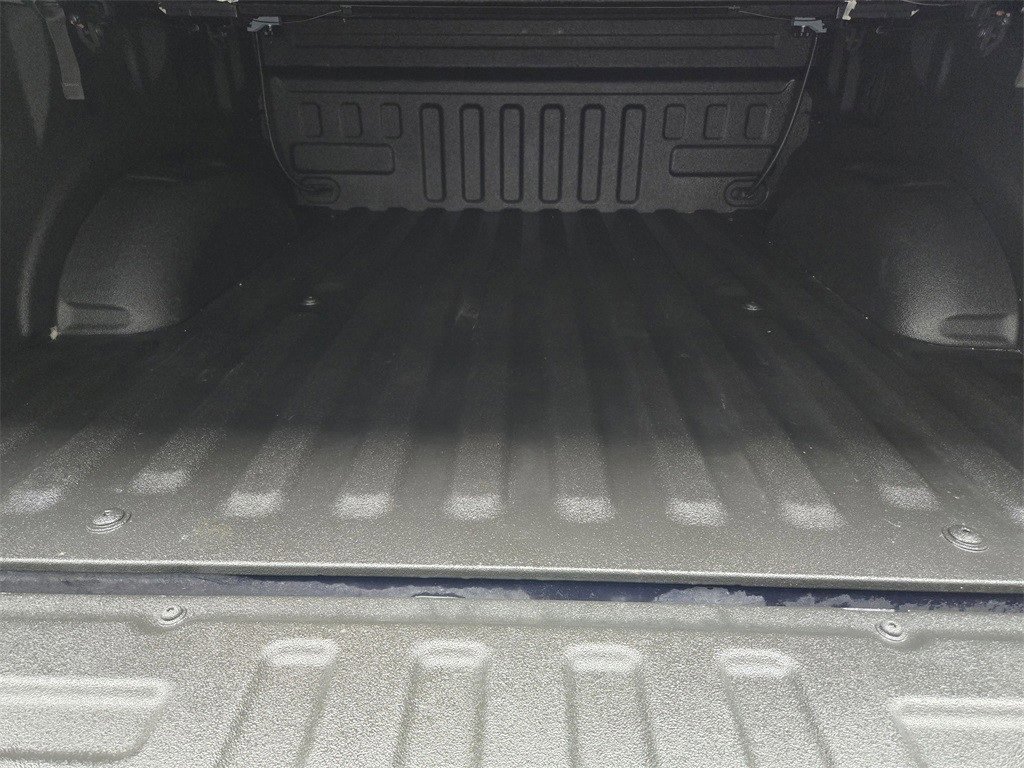 Used 2020 Ford F150 Lariat image 32