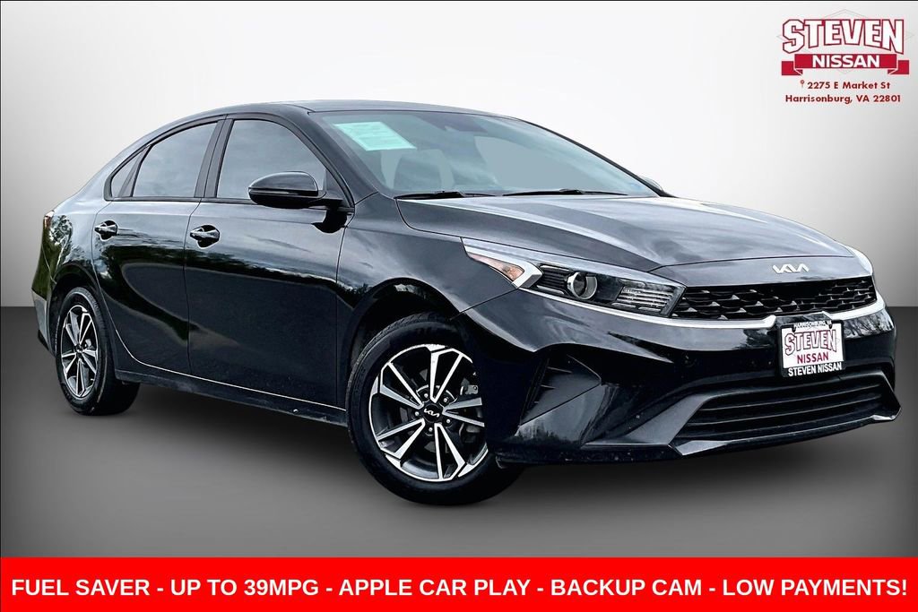 Used 2022 Kia Forte LXS w/ LXS Technology Package FWD image 1
