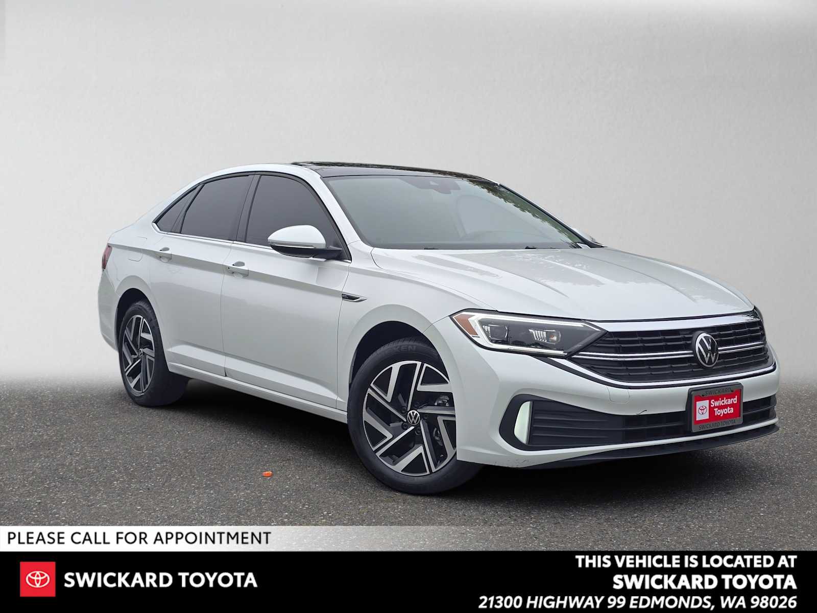 Used 2024 Volkswagen Jetta SEL FWD image 1