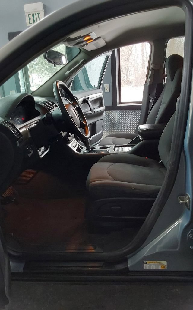 Used 2008 Saturn Outlook XE FWD image 14