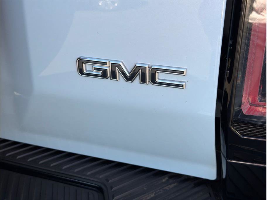 Used 2025 GMC Hummer EV 2X image 34