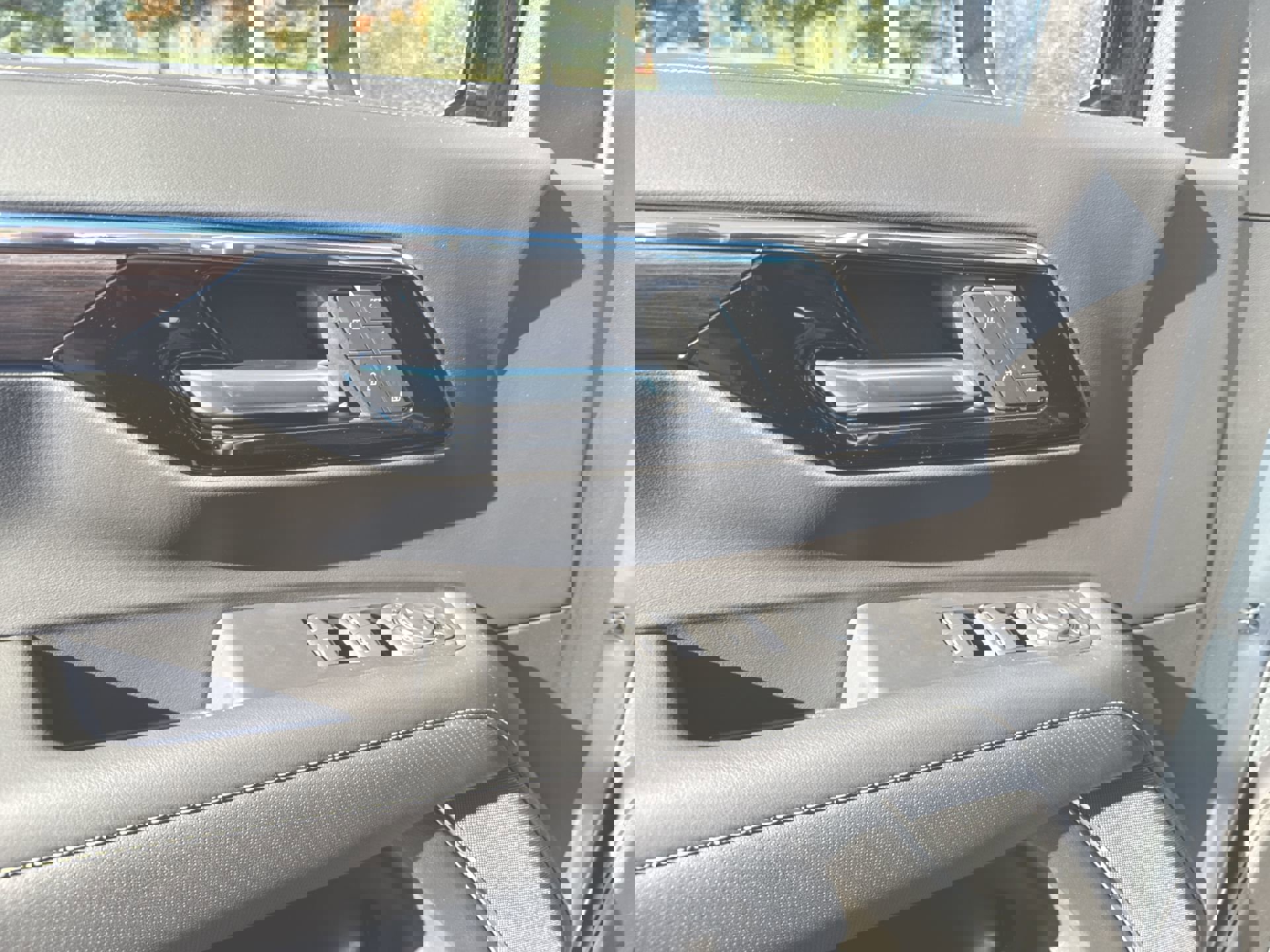 New 2026 Chevrolet Tahoe Premier image 59