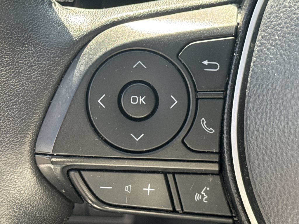 Used 2021 Toyota RAV4 XLE Premium FWD image 24