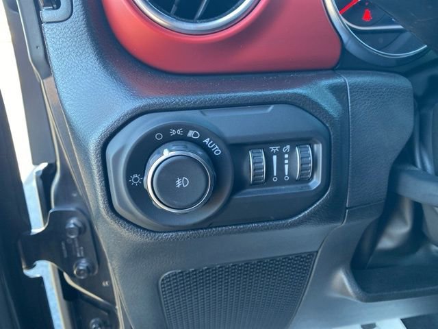 Used 2022 Jeep Wrangler Unlimited Rubicon w/ Xtreme Recon 35" Tire Package image 16