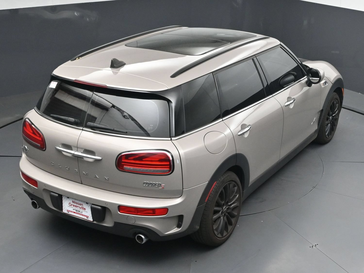 Used 2022 MINI Cooper Clubman S AWD/4WD image 34