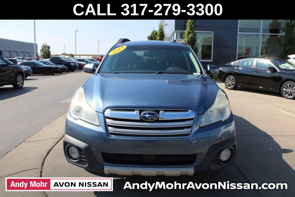 Used 2014 Subaru Outback 3.6R Limited w/ Moonroof Package AWD/4WD image 2
