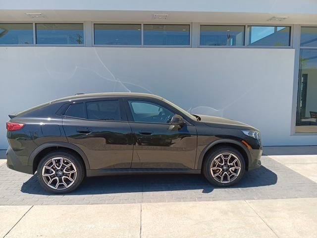 New 2025 BMW X2 xDrive28i w/ Convenience Package image 4