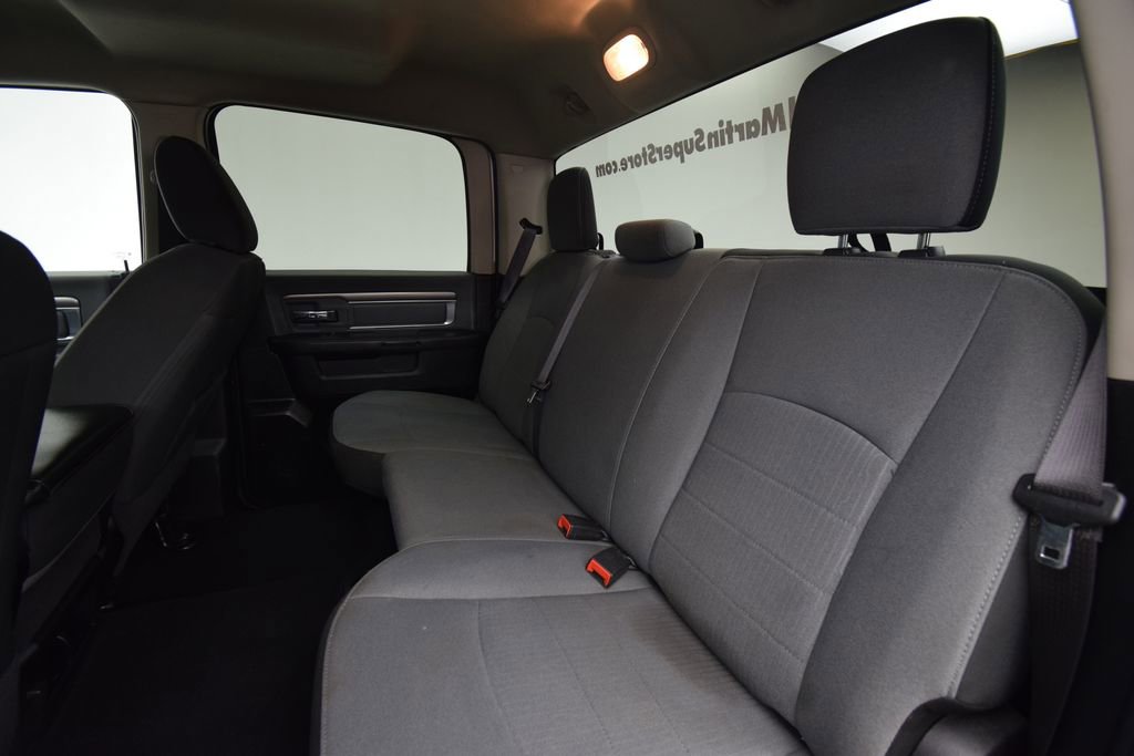 Used 2021 RAM 1500 Classic SLT image 24