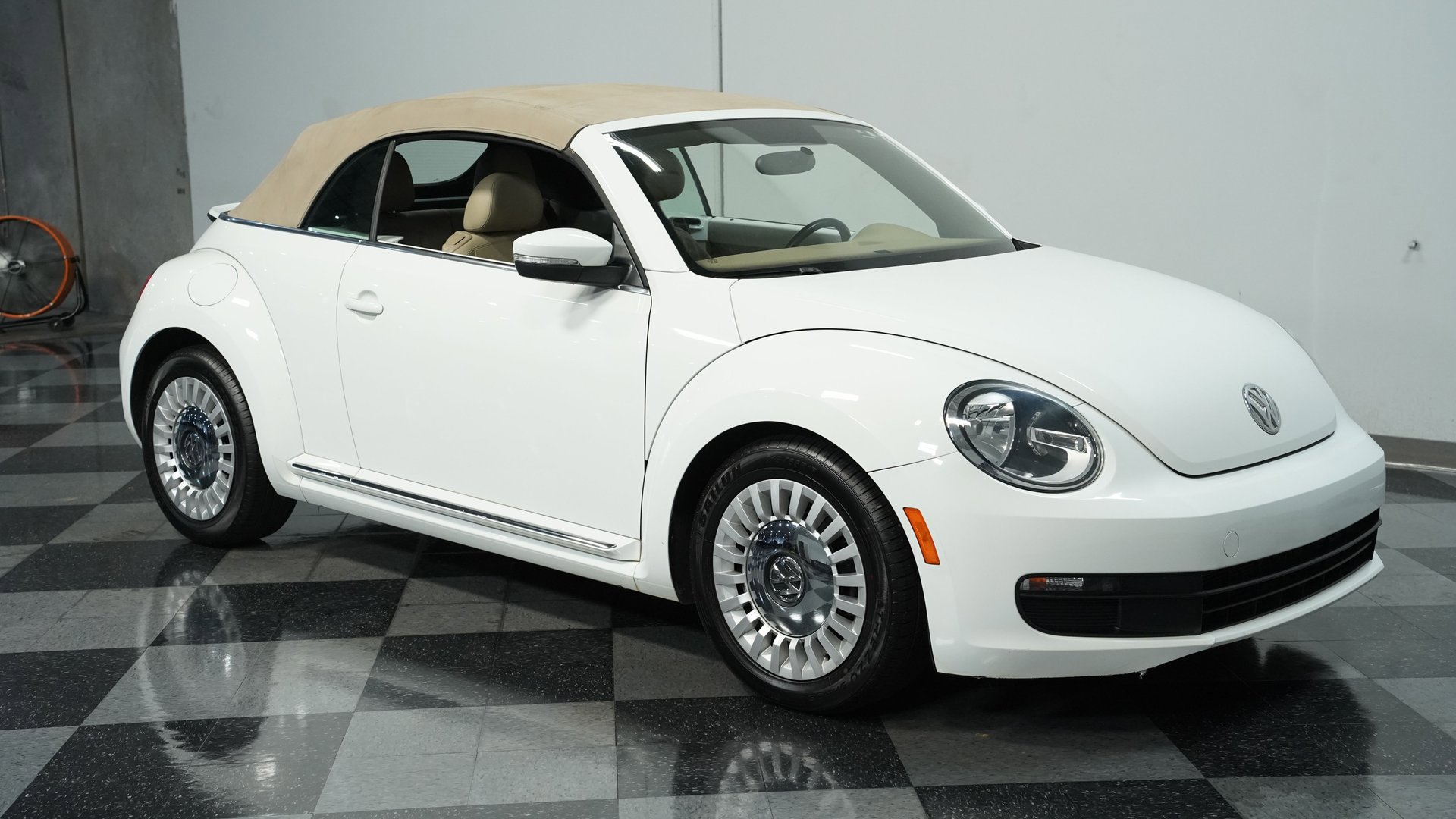 Used 2014 Volkswagen Beetle 1.8T image 13