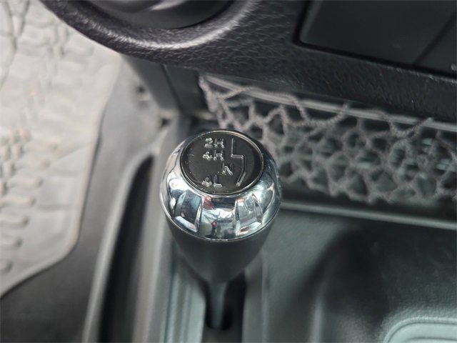 Used 2017 Jeep Wrangler Unlimited Sahara w/ Connectivity Group image 20