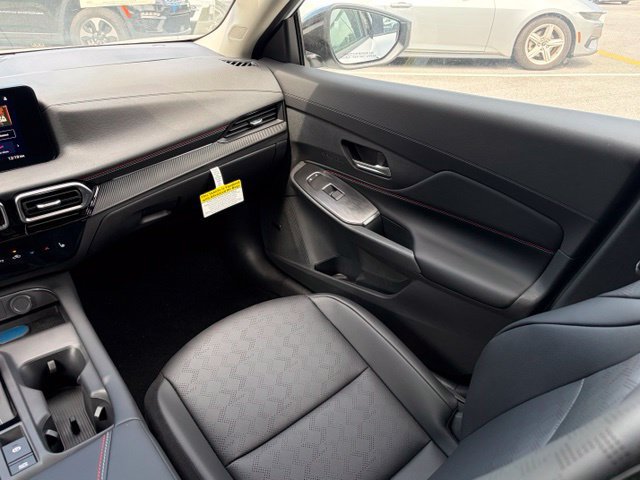 New 2027 Nissan Sentra SR w/ SR Premium Package FWD image 34