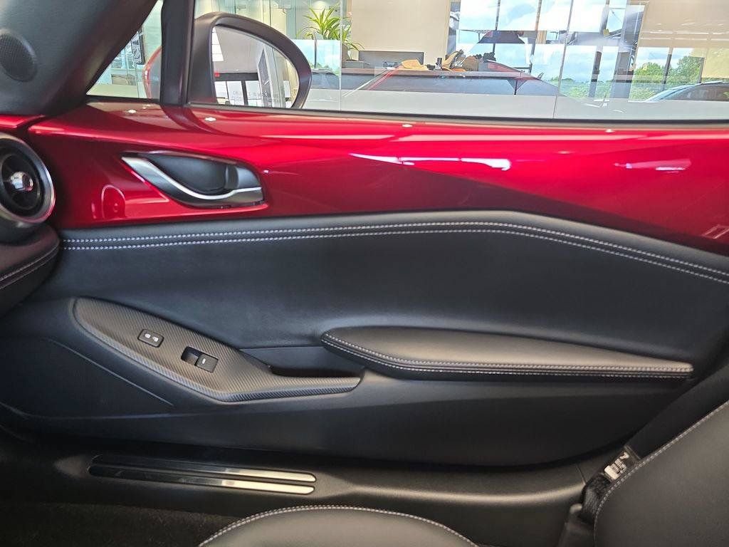 New 2026 MAZDA MX-5 Miata RF Grand Touring RWD image 16