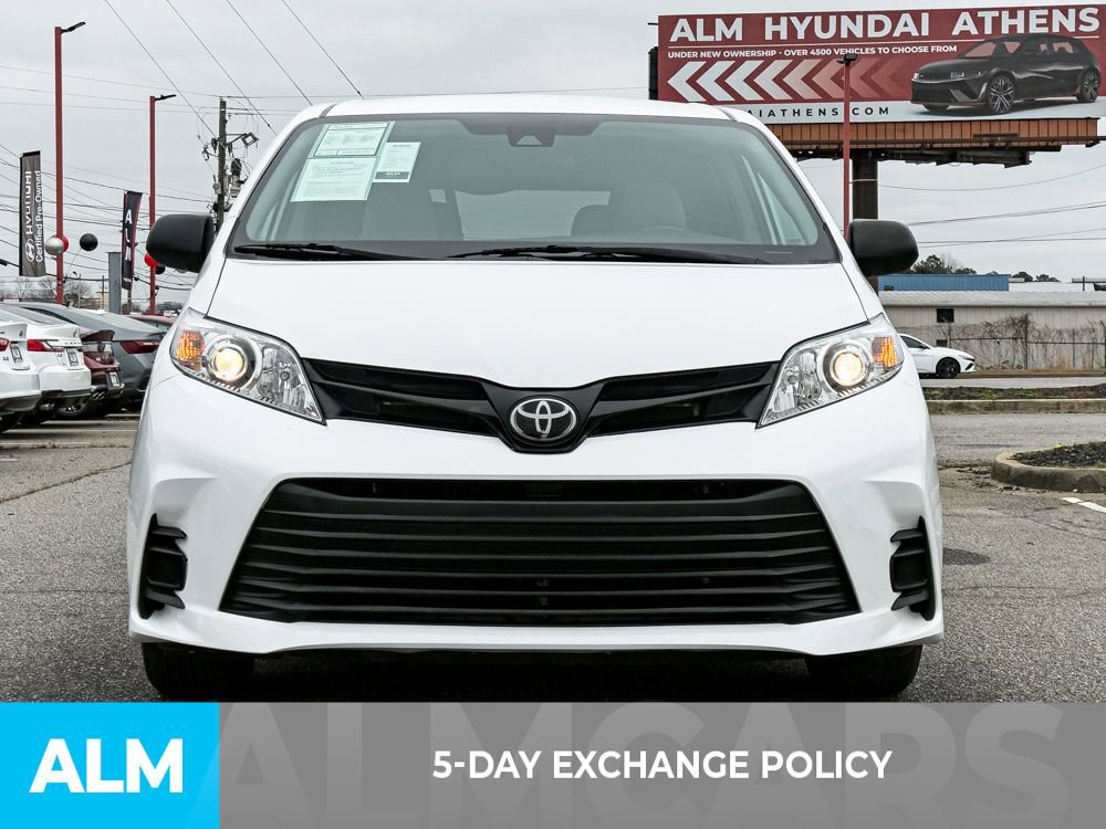 Used 2020 Toyota Sienna L image 3