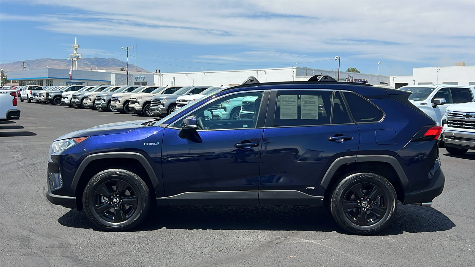 Used 2021 Toyota RAV4 XLE w/ Convenience Package AWD/4WD image 8