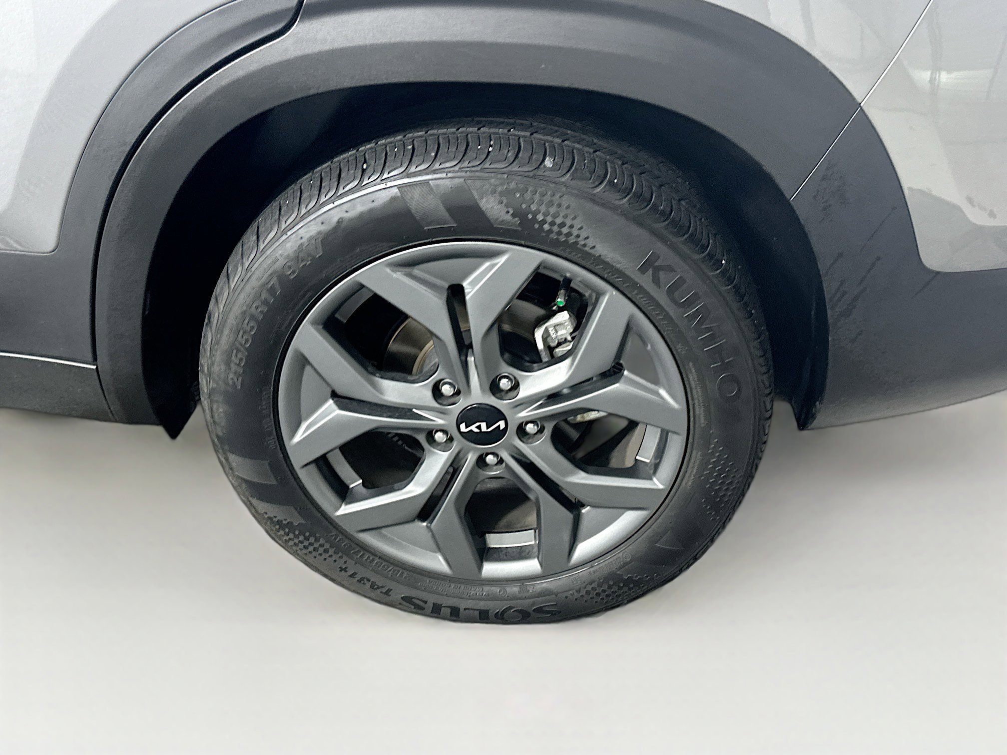 Used 2024 Kia Seltos S image 11