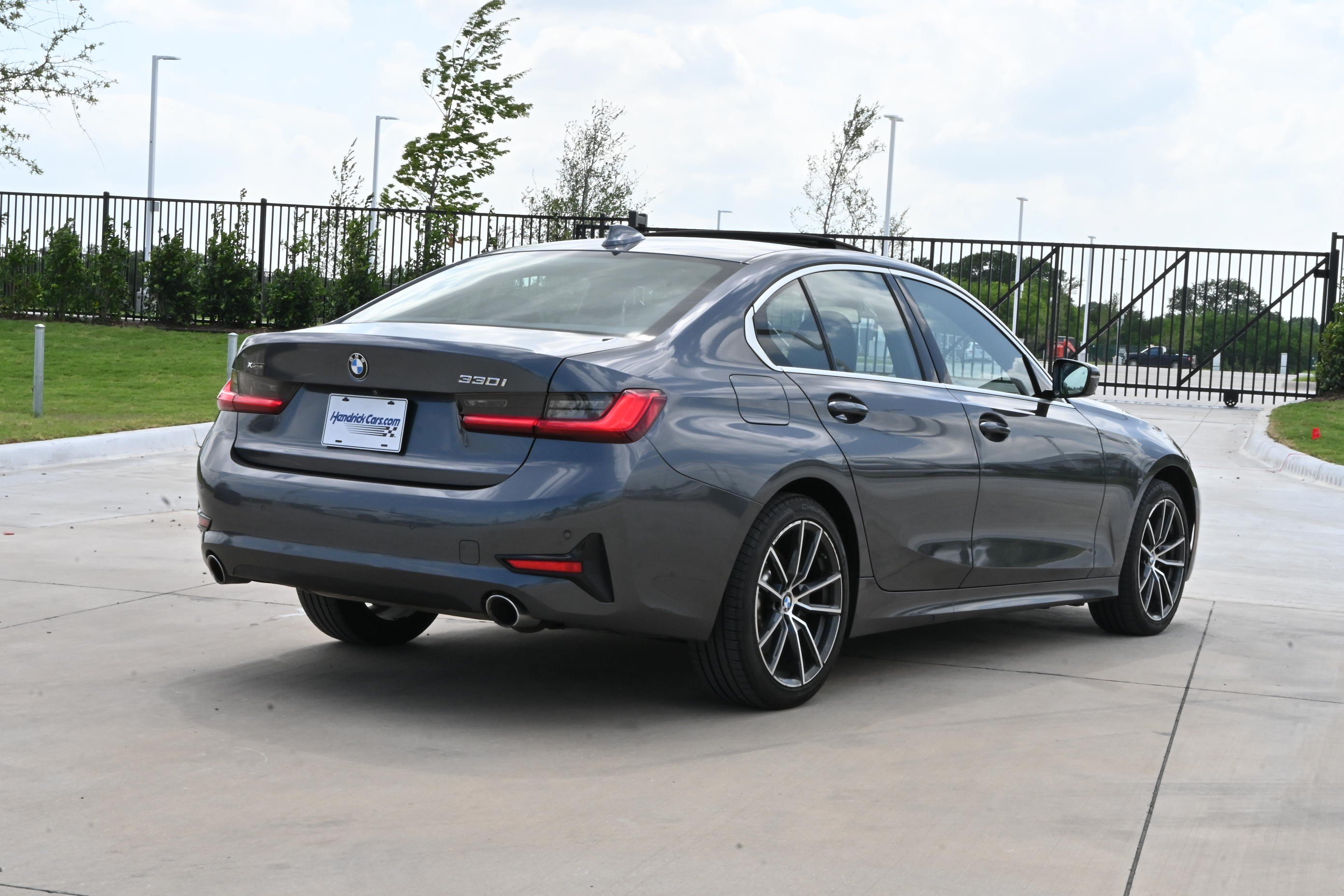 Used 2020 BMW 330i xDrive Sedan w/ Premium Package AWD/4WD image 9