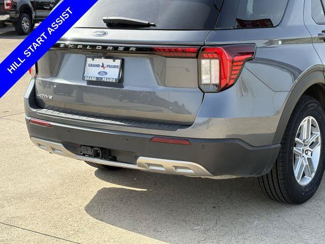 Certified 2025 Ford Explorer Active w/ Active Comfort Package RWD image 8