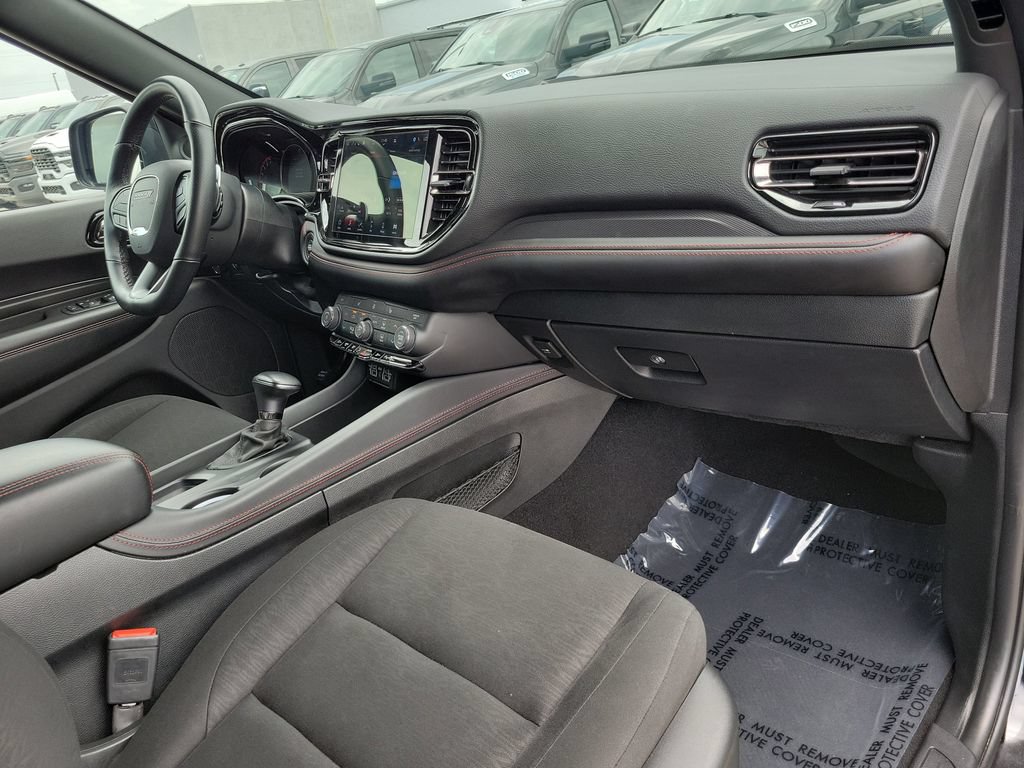Used 2025 Dodge Durango GT RWD image 11